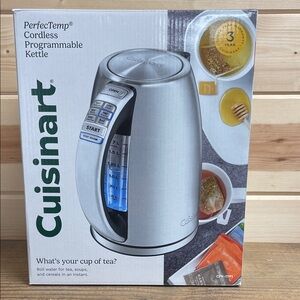 Cuisinart Stainless Steel Electric Cordless Kettle with Blue Water Window